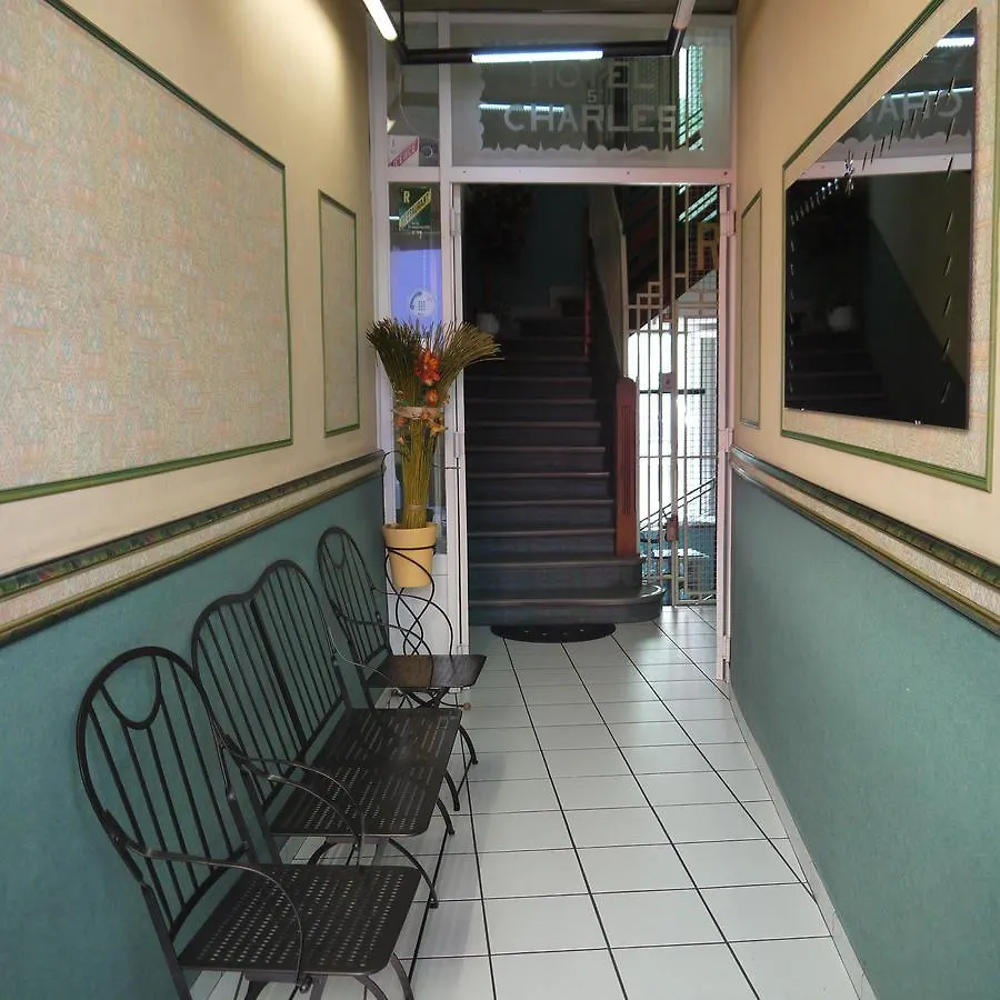 **  Hotel Saint-Charles Lourdes France